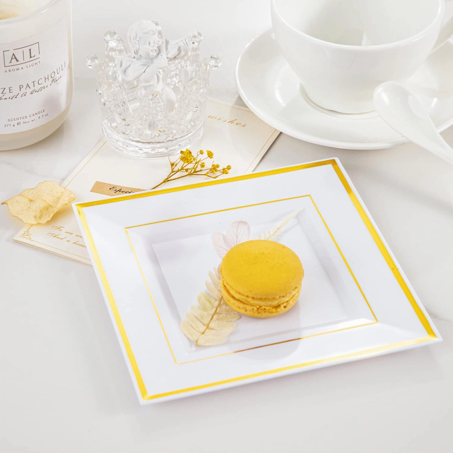 bUCLA 100PCS Gold Square Plastic Plates - 6inch Disposable Dessert/Cake Plates - Premium Hard Square Small Appetizer Plates for Wedding&Party