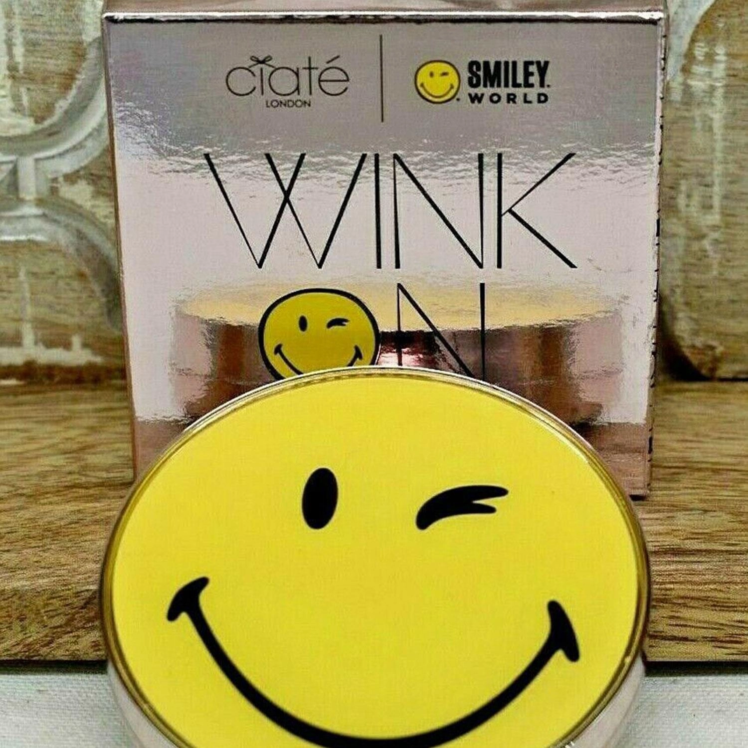 Ciate London Smiley world Wink on 4 Shade eyeshadow palette - 4.5g