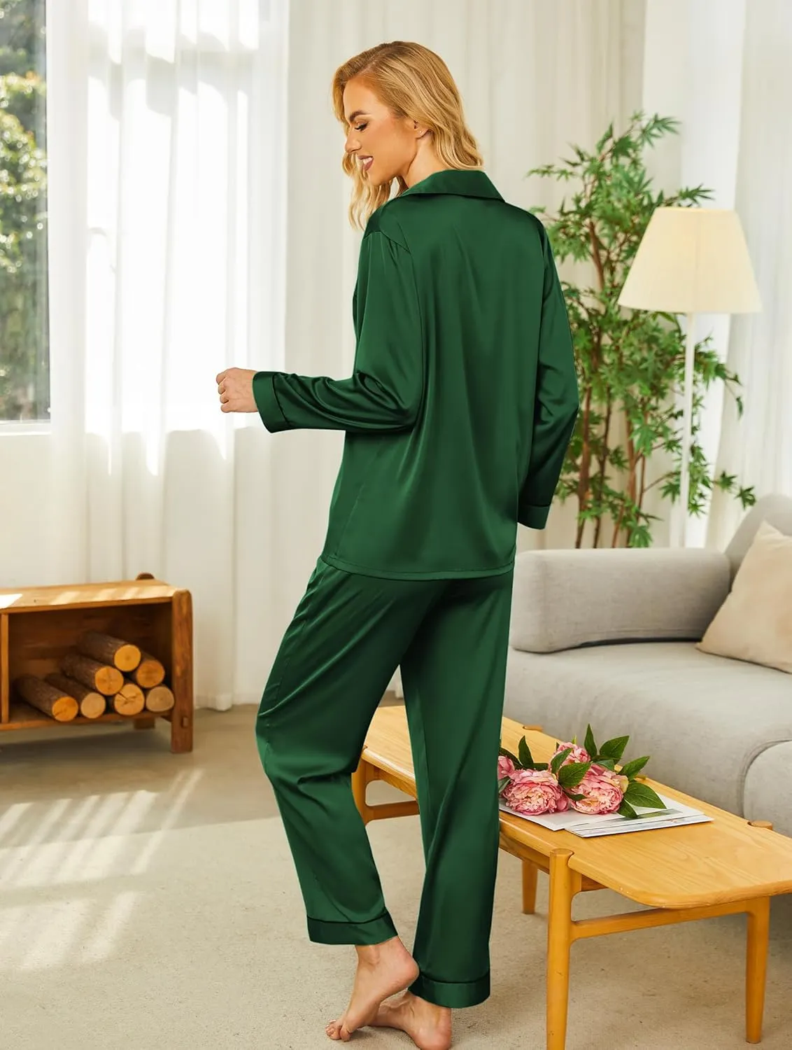 Ekouaer Silk Satin Pajamas Women's Long Sleeve Pj Set Soft Button Down 2 Piece Sleepwear Loungewear S-XXL