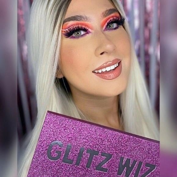 Eyeshadow Palette | Metallic Matte High-Shine Long-wear Smudge-Proof