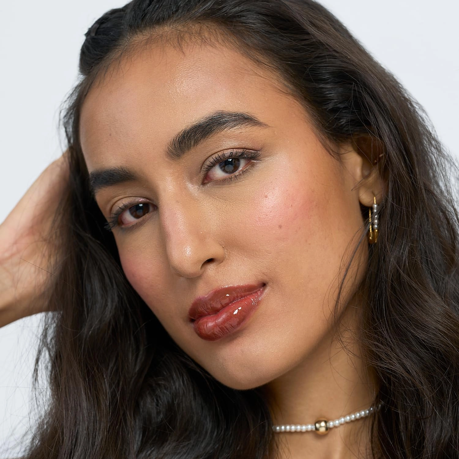 FAE Beauty Peptide Hydrating & High Shine Tinted Lip Gloss (12gm) | With Passionfruit Oil & Argireline to Smoothen, Even, and Soften Lips | Non Sticky | Vegan | Shade Soaring | Nude Brown Gloss