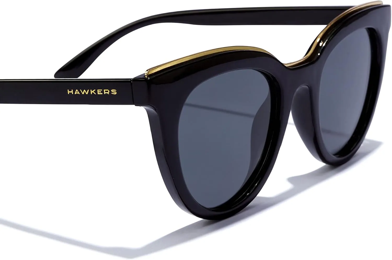 Hawkers Bella - Polarized Sunglasses Men and Women - Sunglasses Womens and Mens - Trendy Sunglasses - 100% UV400 Protection