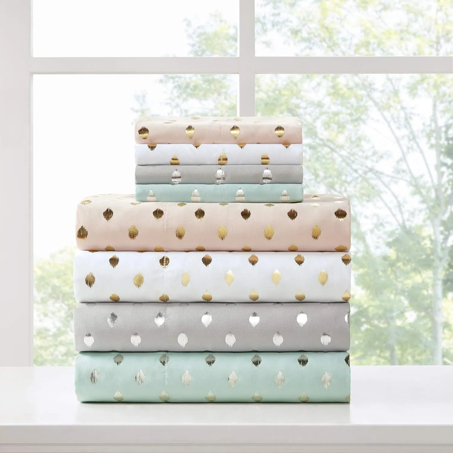 Intelligent Design Microfiber Cozy Bed Sheet Set, Modern All Season Bedding & Pillowcases, Premium 14" Elastic Pocket Fits up to 16" Mattress, Twin Aqua/Silver Metallic Dot 3 Piece