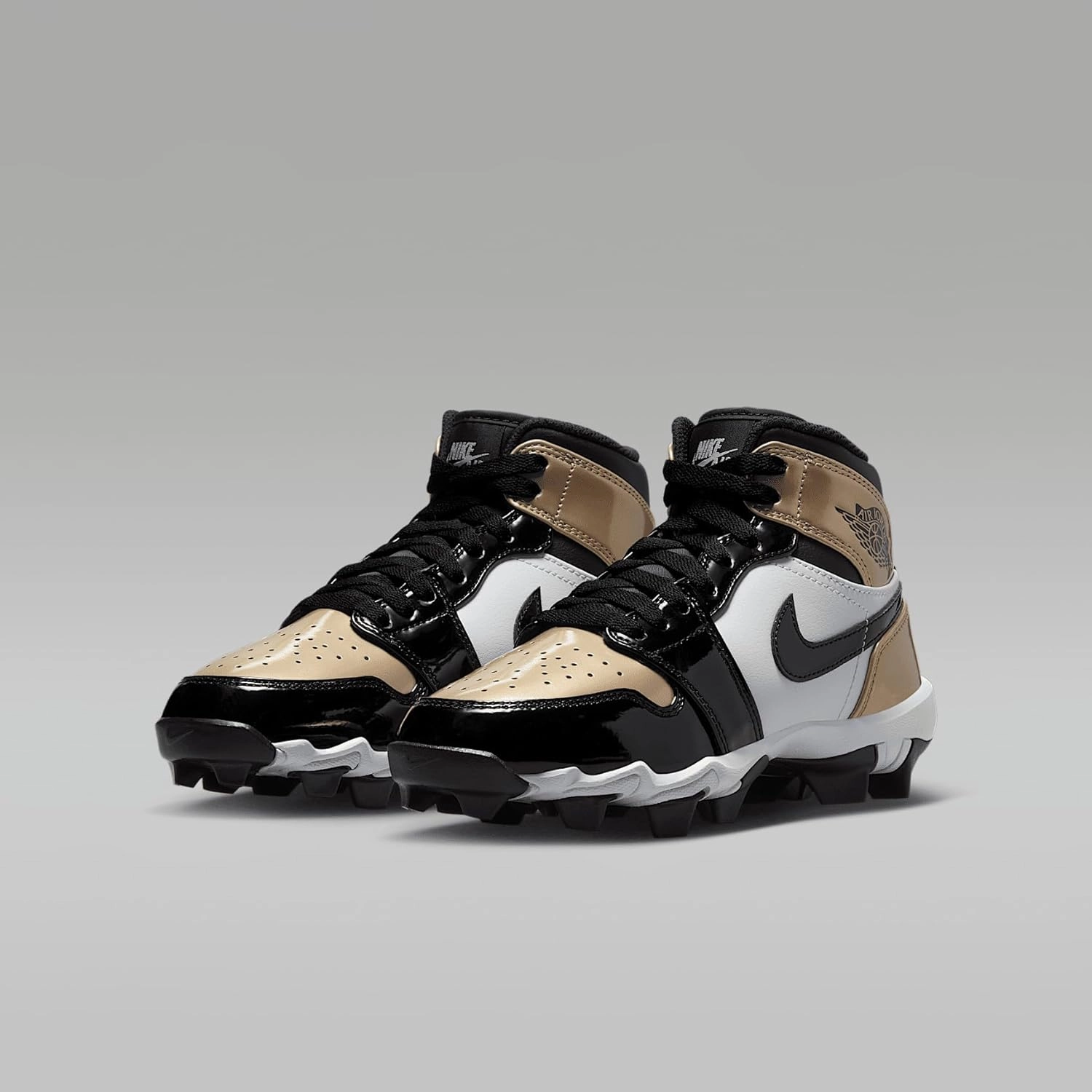 Jordan 1 Mid Little/Big Kids' Cleats (HF6883-701, Metallic Gold/White/Black)