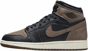 Jordan Boy's Air 1 Retro HI OG (Big Kid) Black/Metallic Gold/Palomino/Sail 4 Big Kid M
