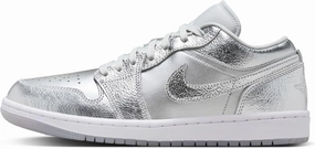Jordan Women's Air 1 Low SE Metallic Silver/Photon Dust (FN5030 001)