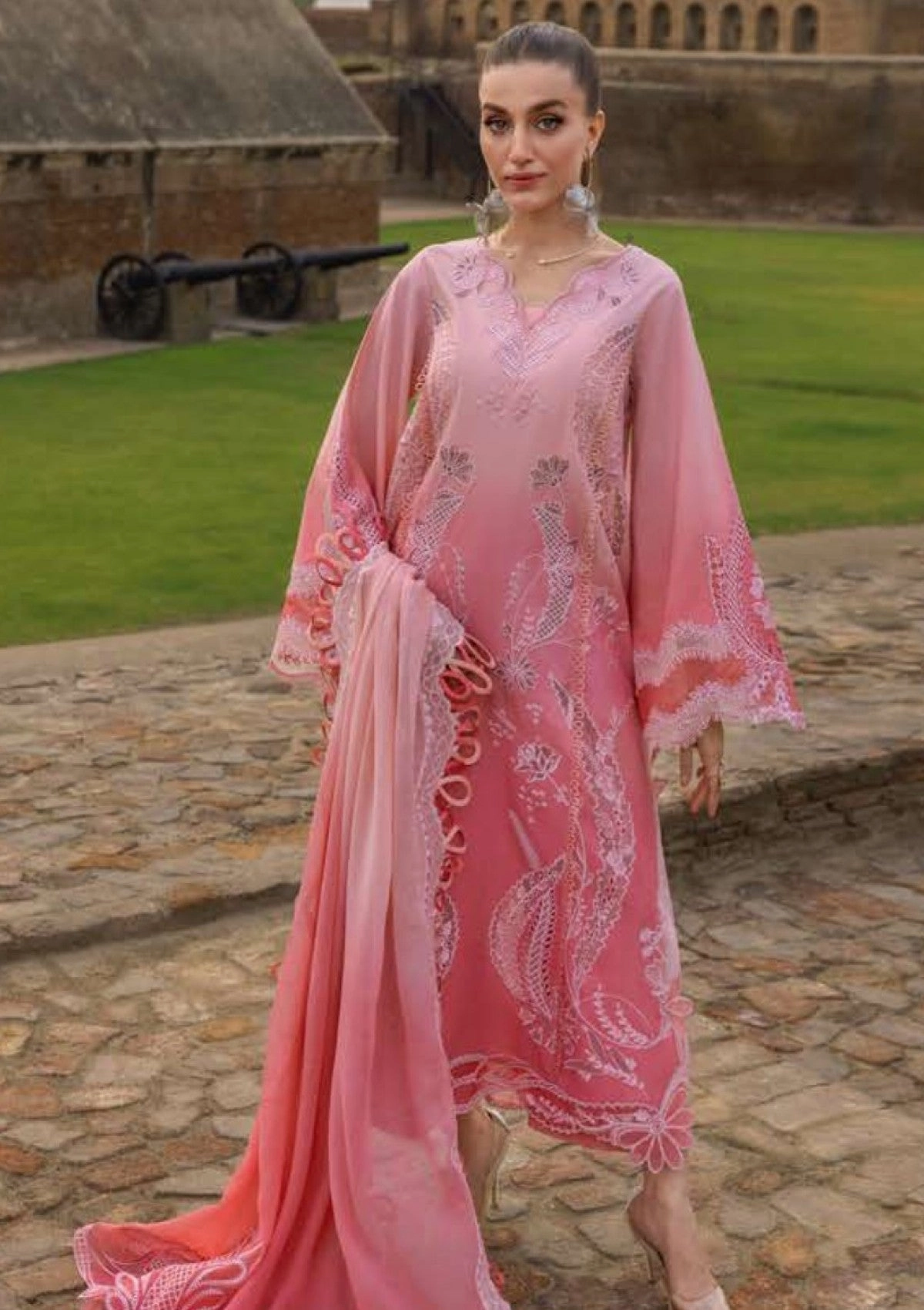 Lawn - Crimson - Tasawar - CT25#1B - ALL THINGS OMBRE