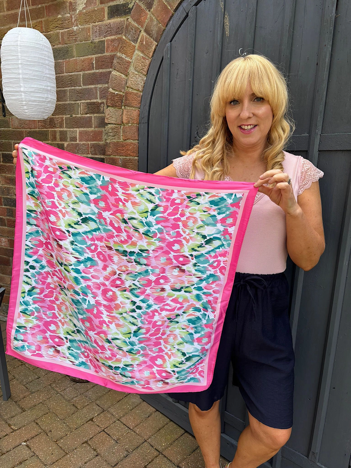 Lipstick Animal Design Satin Style Scarf