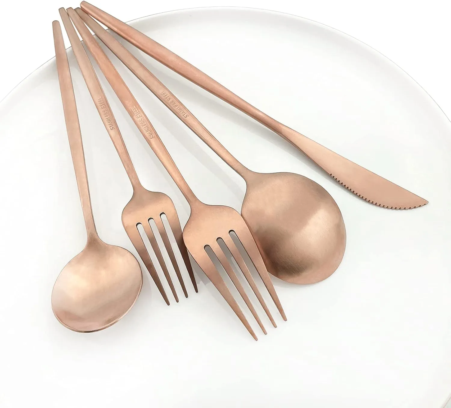 Matte 30-Pieces Copper Flatware Set 18/0 Stainless Steel Dinnerware Kitchen Utensils For Dinner Dessert Cake Tea Coffee Tableware Service For 6 (Rose Gold)