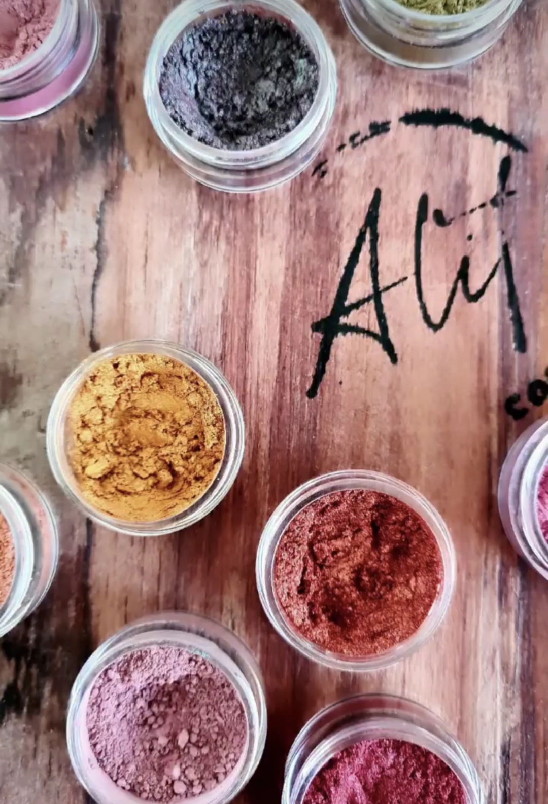 Mineral Eyeshadow Pigment Pot