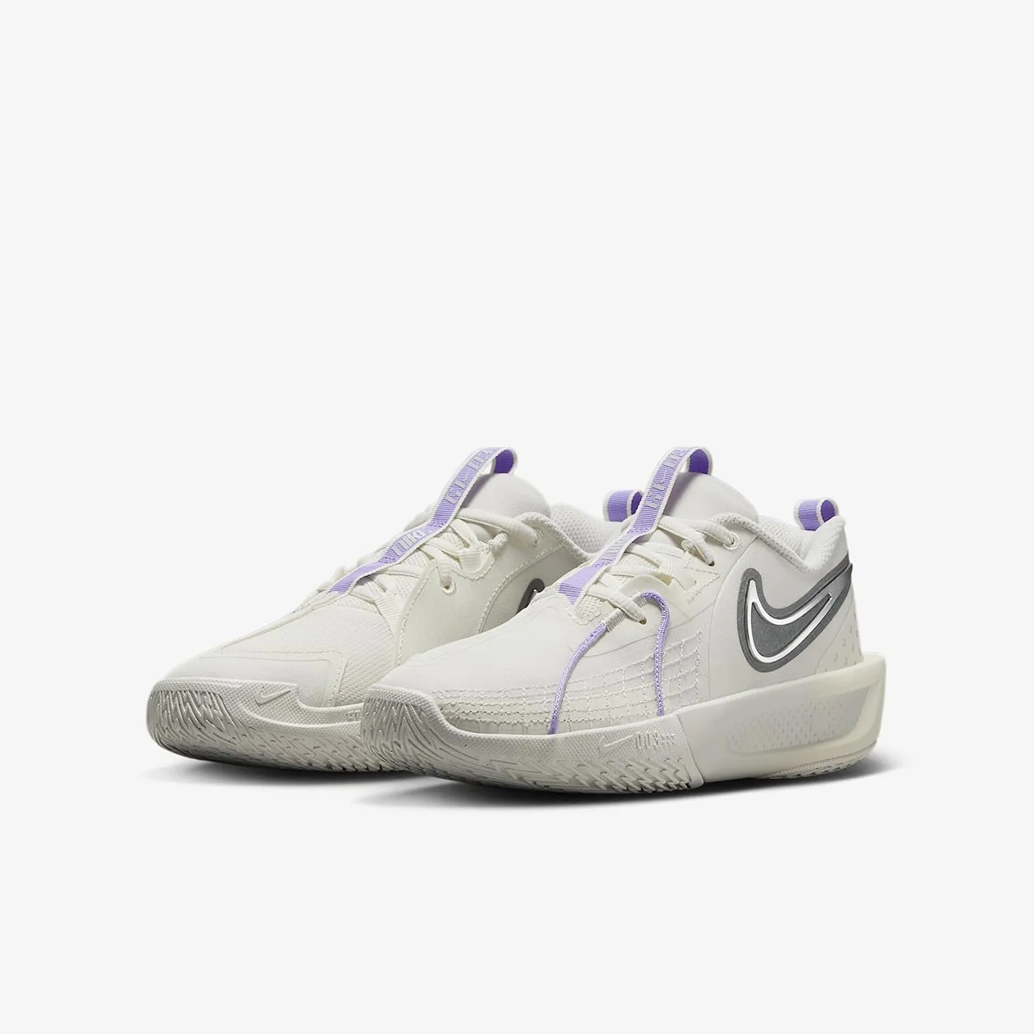 Nike G.T. Cut 3 Big Kids' Basketball Shoes (FD7033-104, Sail/Light Bone/Metallic Silver/Smoke Grey)