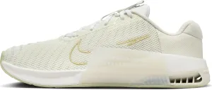 Nike Metcon 9 AMP Women's Workout Shoes (FJ1571-001, Sea Glass/Summit White/Olive Aura/Metallic Gold Star) Size 5.5
