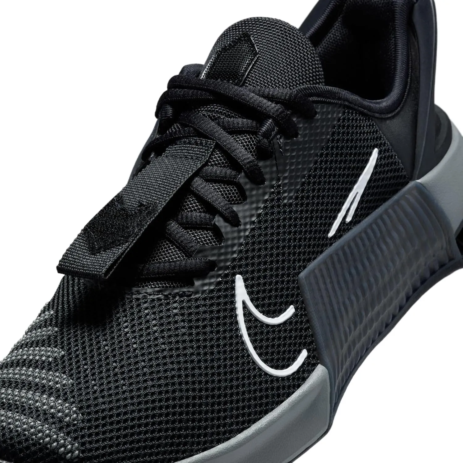 Nike Metcon 9 EasyOn Women's Workout Shoes (DZ2540-104, White/Metallic Gold Grain/Sanddrift/White)