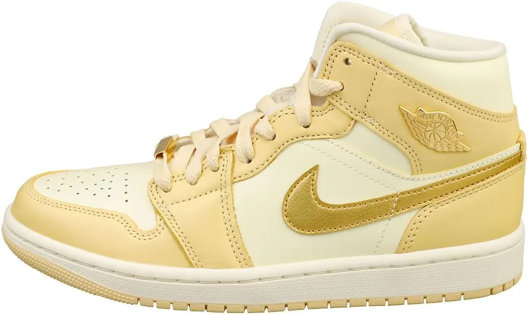 Nike Women's Modern