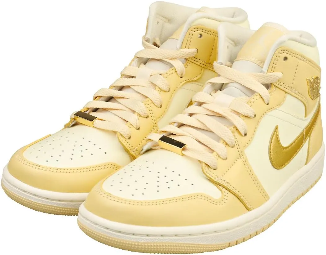 Nike Women's Modern