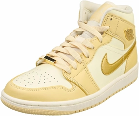 Nike Women's Modern