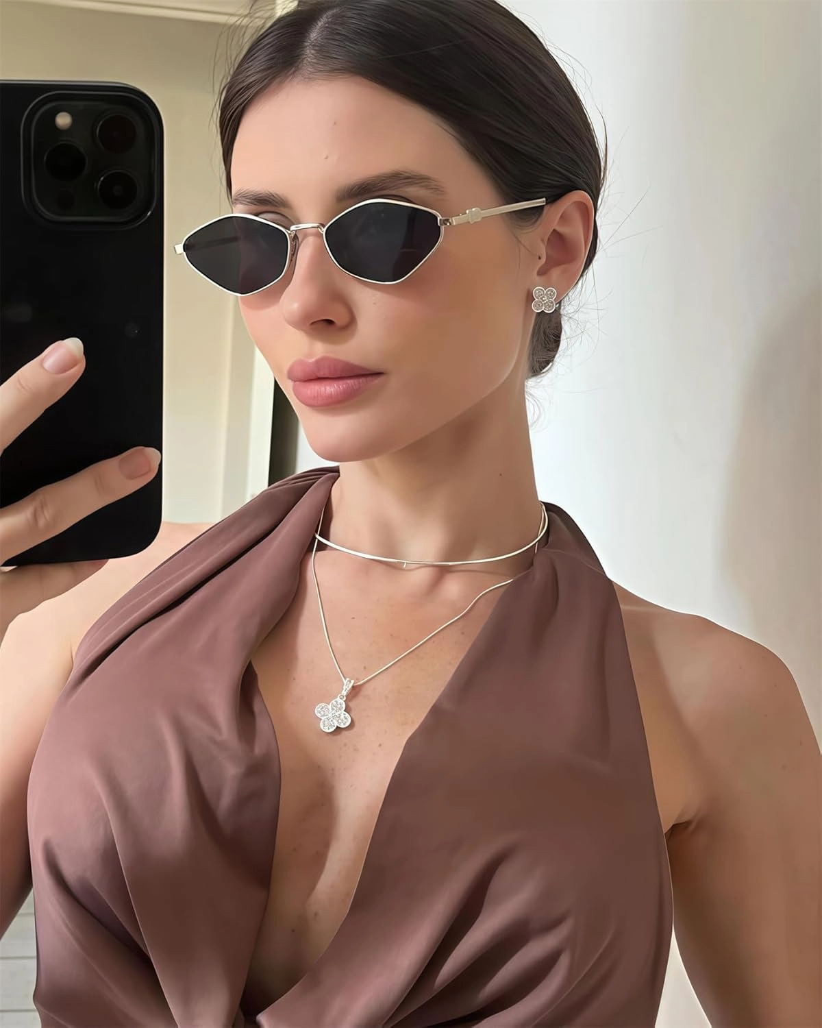Rmerom Retro Irregular Metal Sunglasses for Women Men, 2025 Trendy Vintage 90s Chic Small Narrow Gold Frame Sun Glasses
