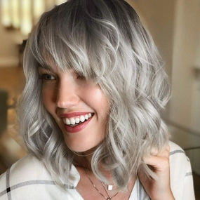Rose bud Wavy Bob Wig with Bangs Natural Black to Silver Wig Synthetic Hair Shoulder Length Short Hair Curly Wigs for Women