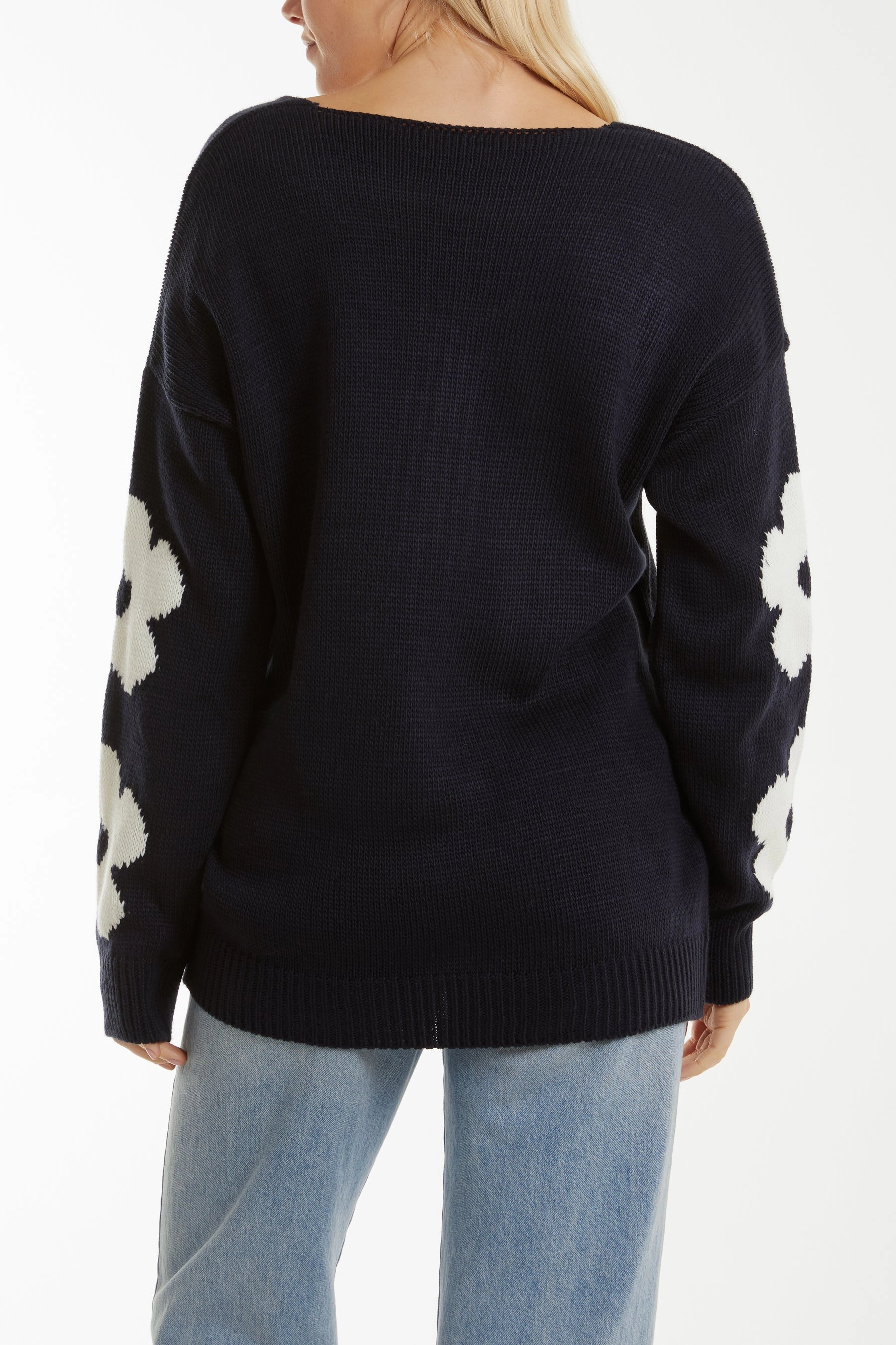 V-Neck Flower Jacquard Jumper