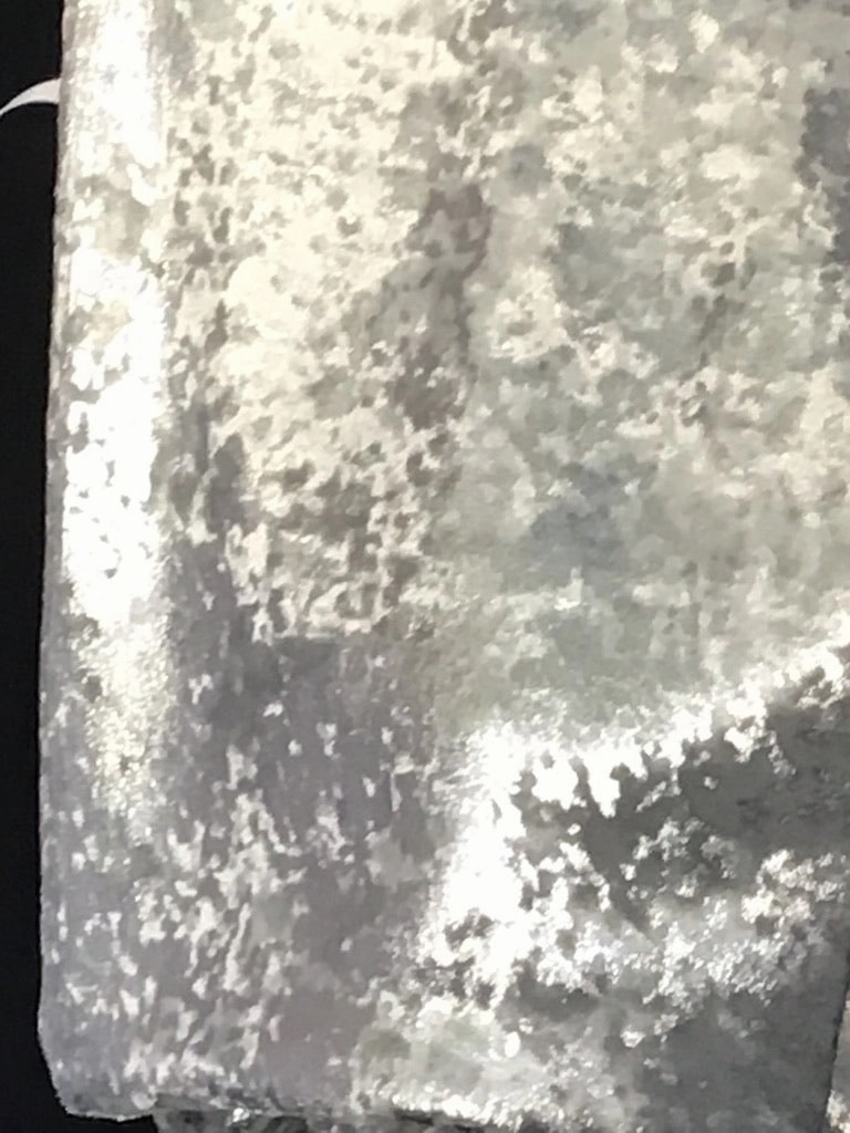 Velvet Twisturban in white  with bright silver "mica" pattern