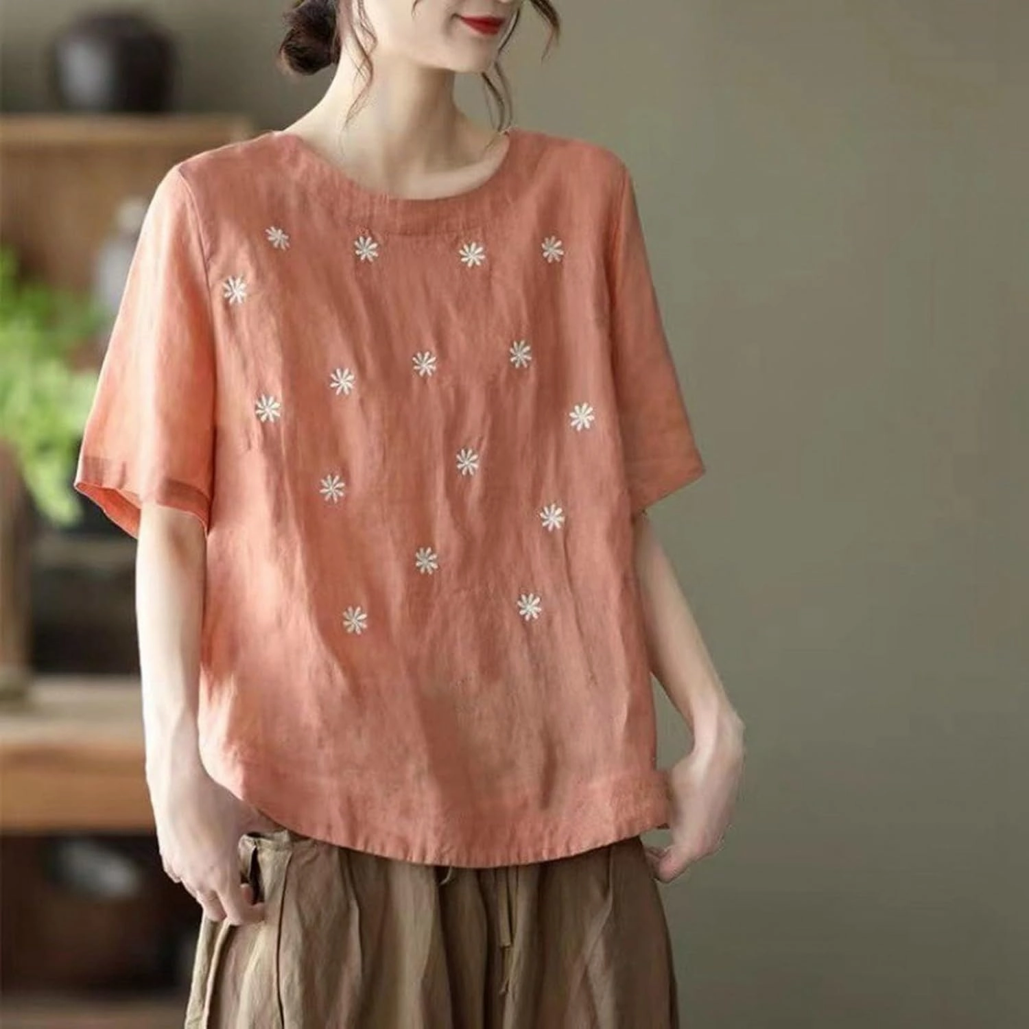 Women's Linen Shirts 2025 Summer Batwing Half Sleeve Linen Shirts Plus Size Crewneck Blouse Solid Color Basic Top