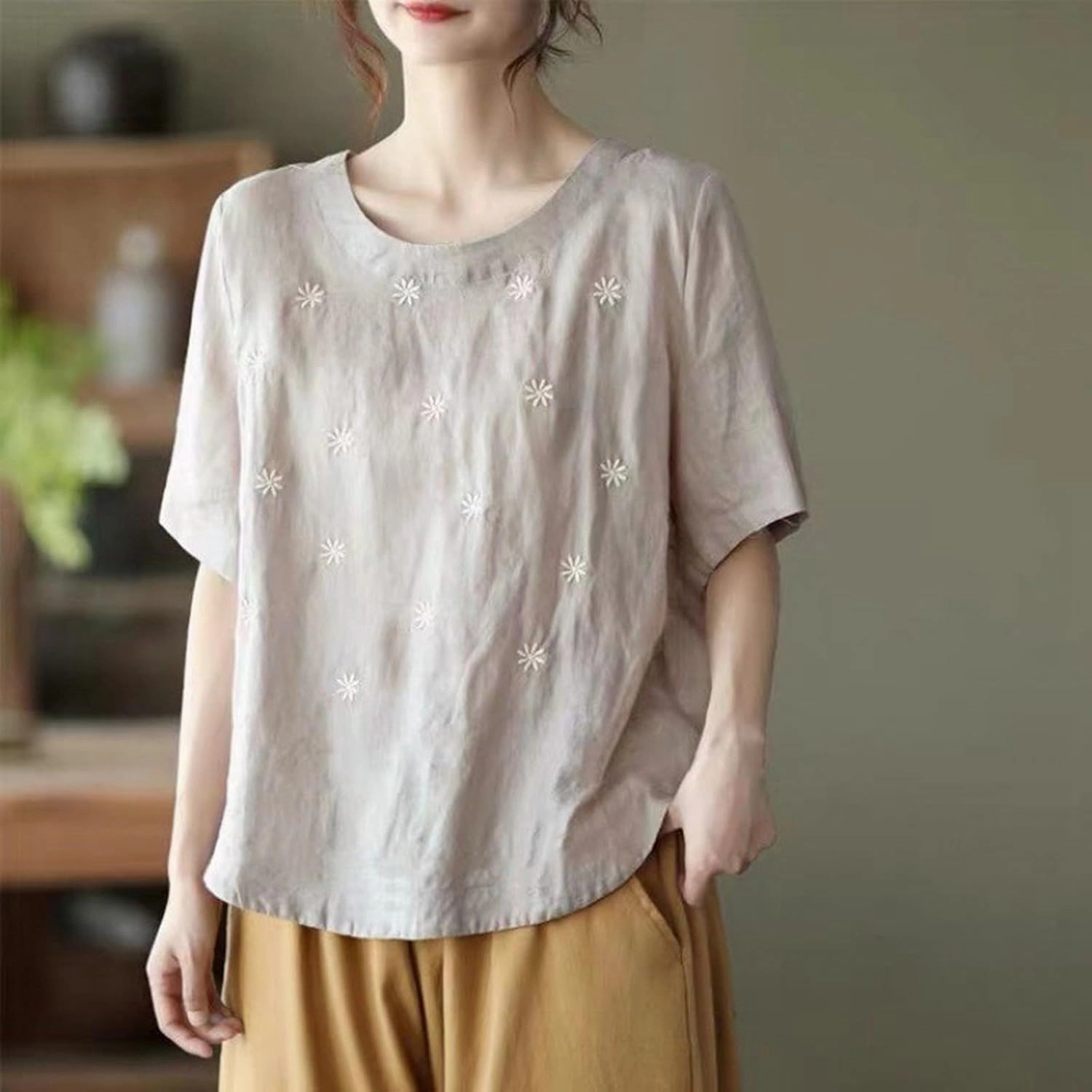 Women's Linen Shirts 2025 Summer Batwing Half Sleeve Linen Shirts Plus Size Crewneck Blouse Solid Color Basic Top